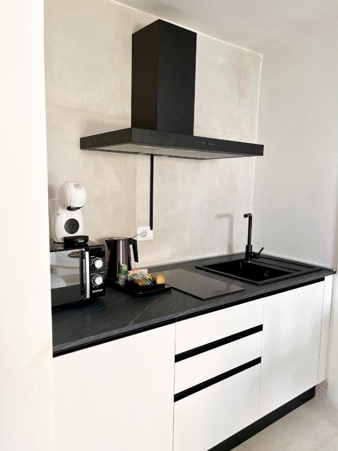 Artemide Luxury Apartment